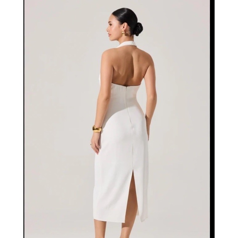 ASTR Alanna Halter Cowl Neck Midi Dress Color: Off white / M - Picture 5 of 5